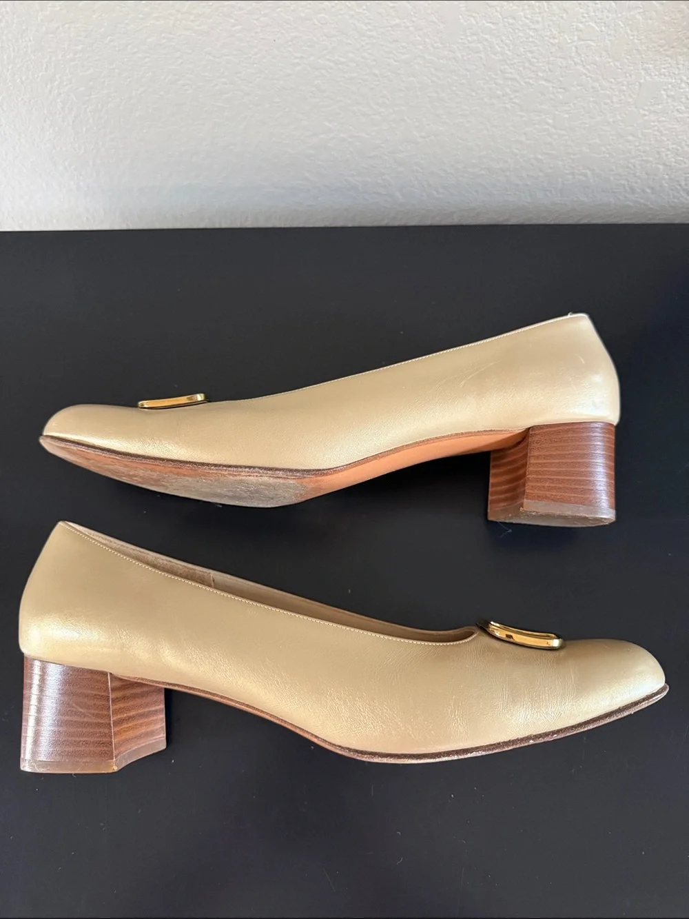 Salvatore Ferragamo gold metallic leather low-heel pump shoes